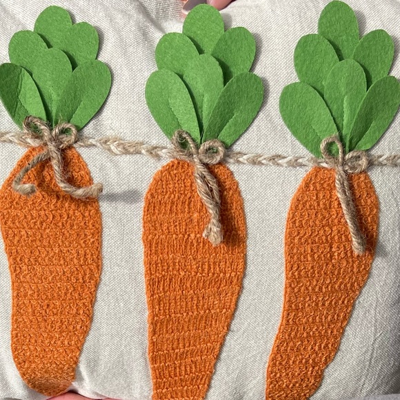 Spring carrot pillow!!! - Picture 6 of 12
